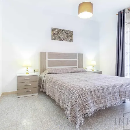 Apartamento Inftour Paola Iii *